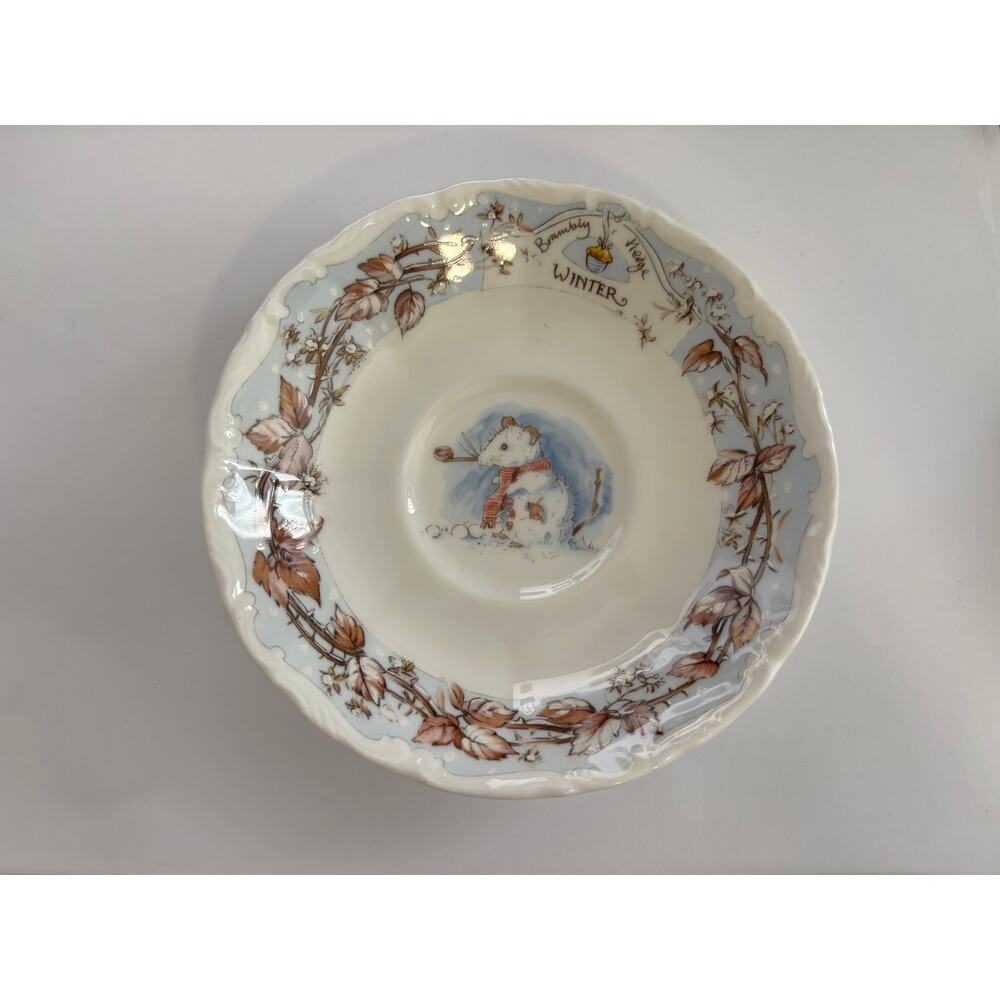 Eoyal Doulton Brambly Hedge 'Winter' Saucer by Jill Barklem